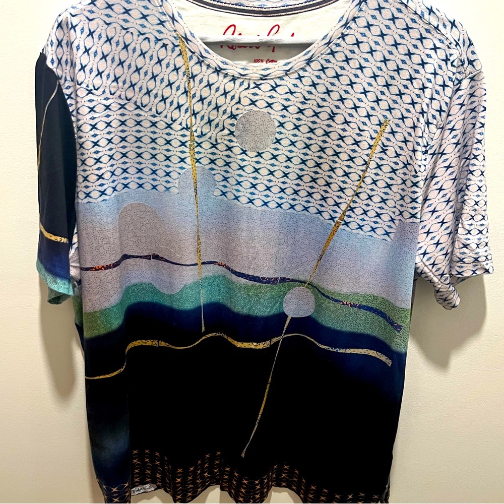 Robert Graham Abstract Tee